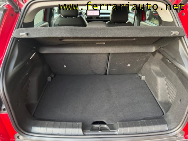 JEEP Avenger usata, con USB