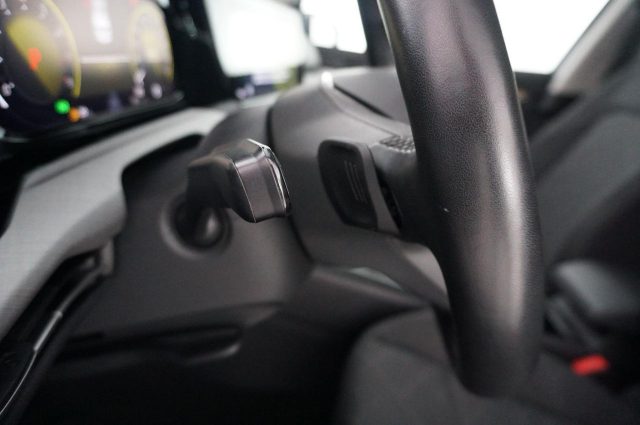 VOLKSWAGEN Golf usata, con Volante in pelle
