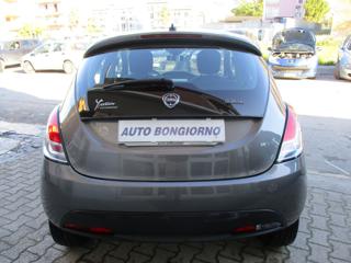 LANCIA Ypsilon usata, con Autoradio