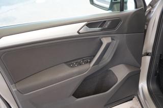 VOLKSWAGEN Tiguan usata, con Park Distance Control
