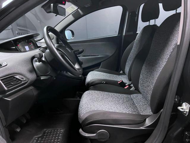 LANCIA Ypsilon usata, con ESP