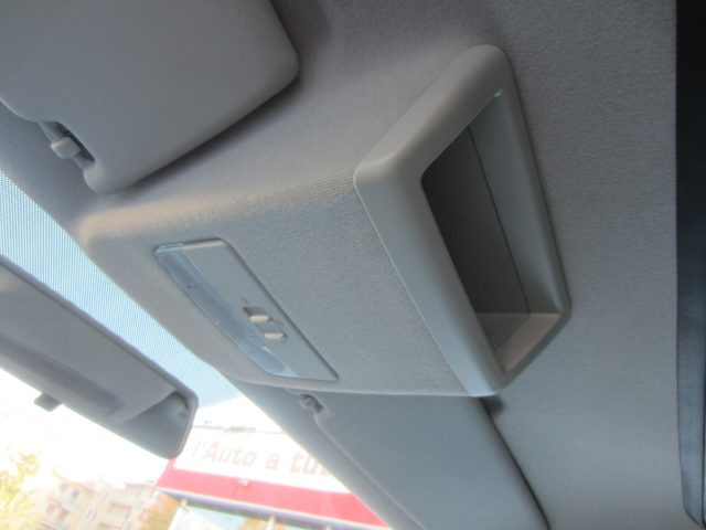 VOLKSWAGEN T5 usata, con Porta scorrevole