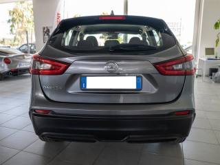 NISSAN Qashqai usata, con Boardcomputer
