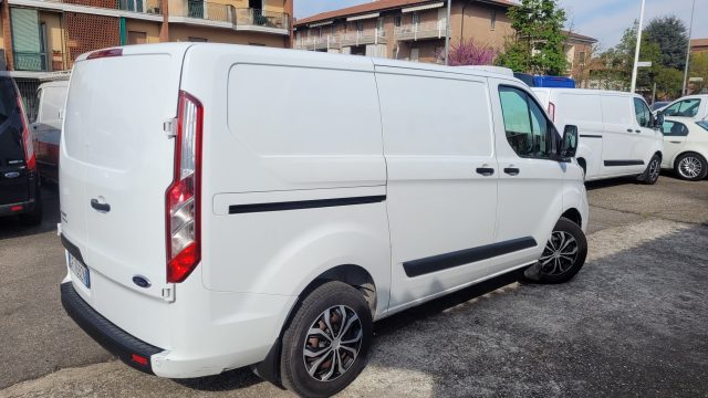 FORD Transit Custom usata, con Autoradio