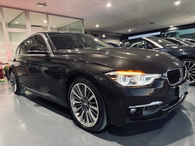 BMW 320 usata, con Airbag laterali