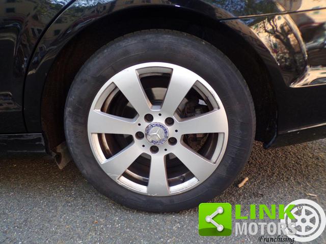 MERCEDES-BENZ C 200 usata, con Fari LED