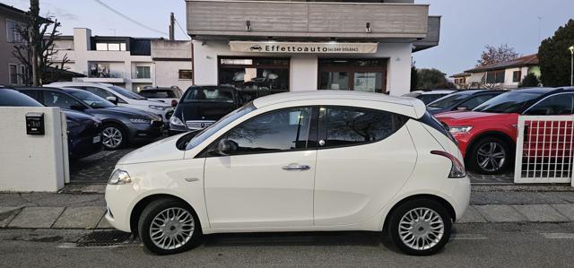 LANCIA Ypsilon usata, con Airbag