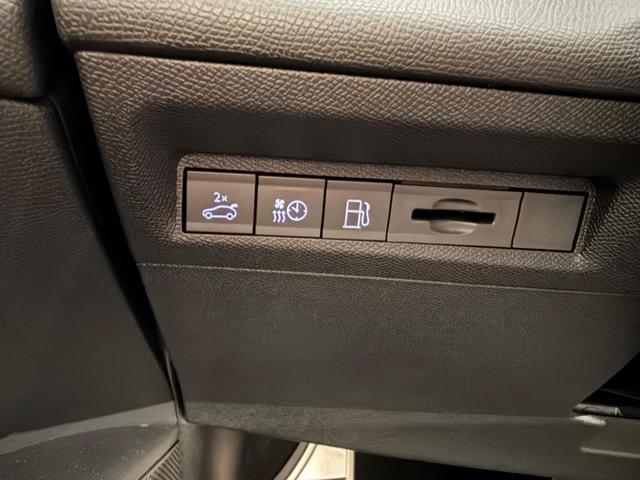 PEUGEOT 408 usata, con Regolazione elettrica sedili