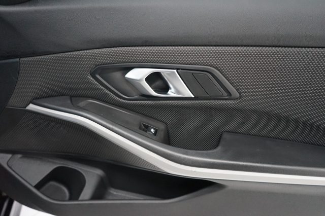 BMW 318 usata, con Sistema di chiamata d