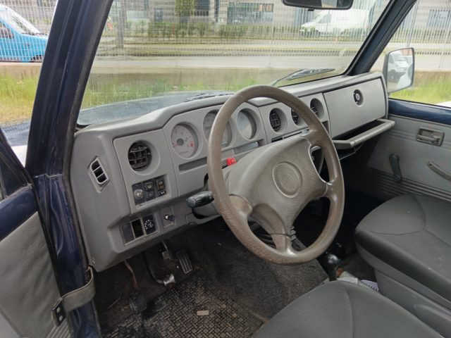 SUZUKI Samurai usata 11