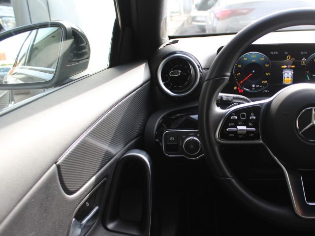 MERCEDES-BENZ A 180 usata, con Volante in pelle