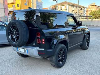 LAND ROVER Defender usata, con Airbag laterali