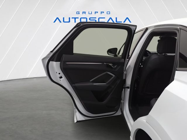 AUDI Q3 usata, con Autoradio digitale