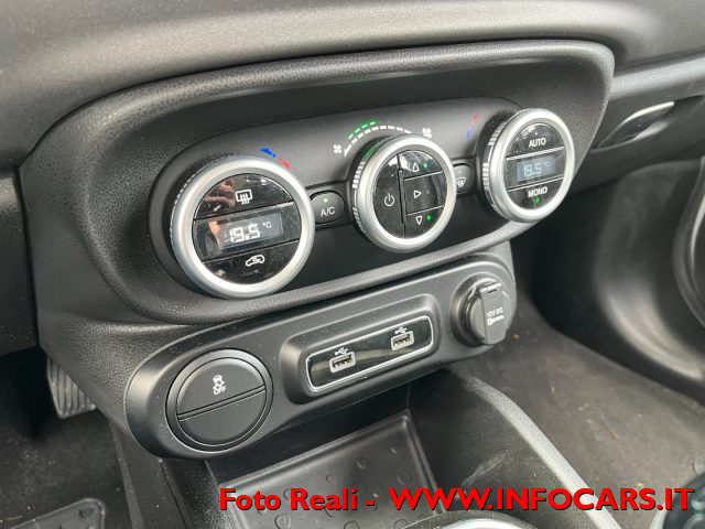 FIAT 500L usata, con USB