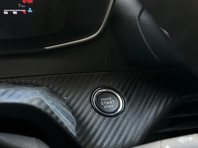 PEUGEOT 208 usata, con Servosterzo