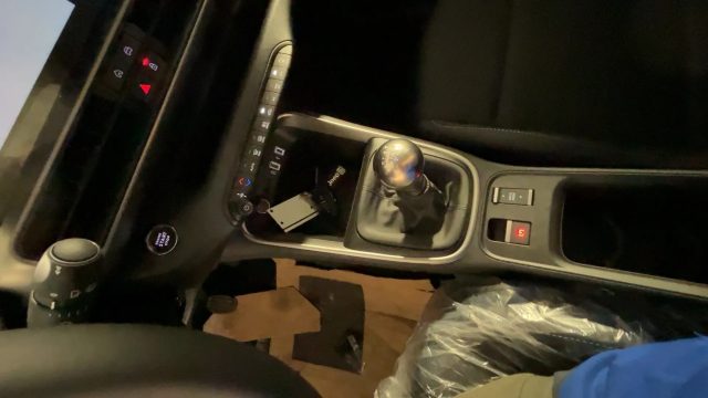 JEEP Avenger usata, con Autoradio digitale