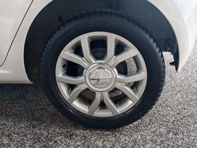VOLKSWAGEN up! usata, con Chiusura centralizzata