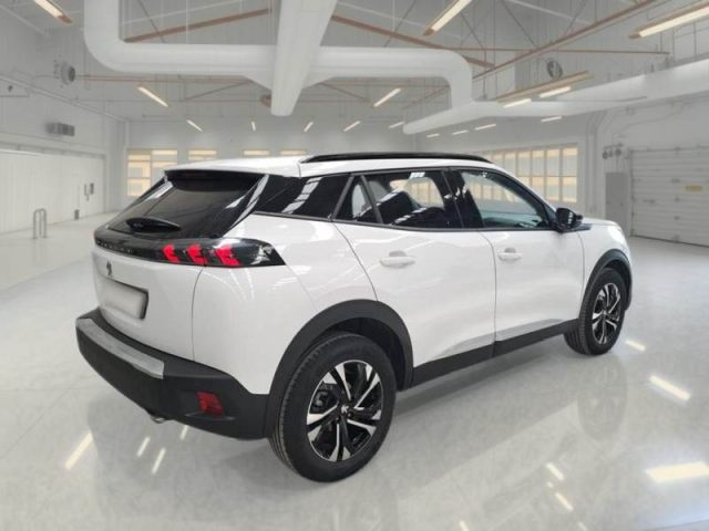 PEUGEOT 2008 usata, con Airbag