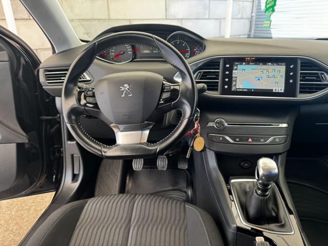 PEUGEOT 308 usata, con Specchietti laterali elettrici