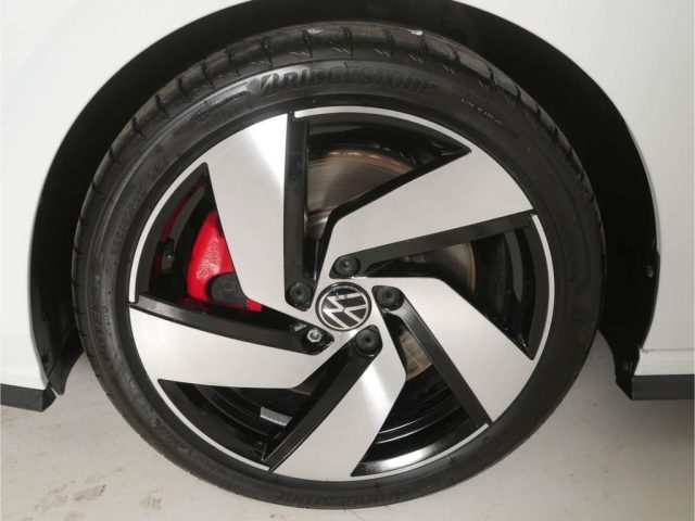 VOLKSWAGEN Golf usata, con Cerchi in lega