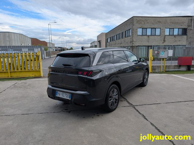 PEUGEOT 5008 usata, con Cerchi in lega