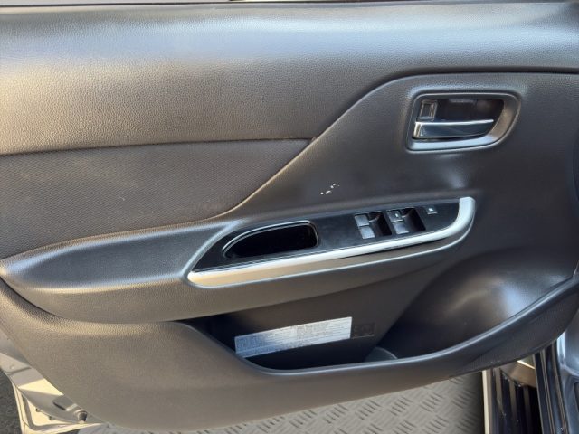 MITSUBISHI L200 usata, con Bracciolo