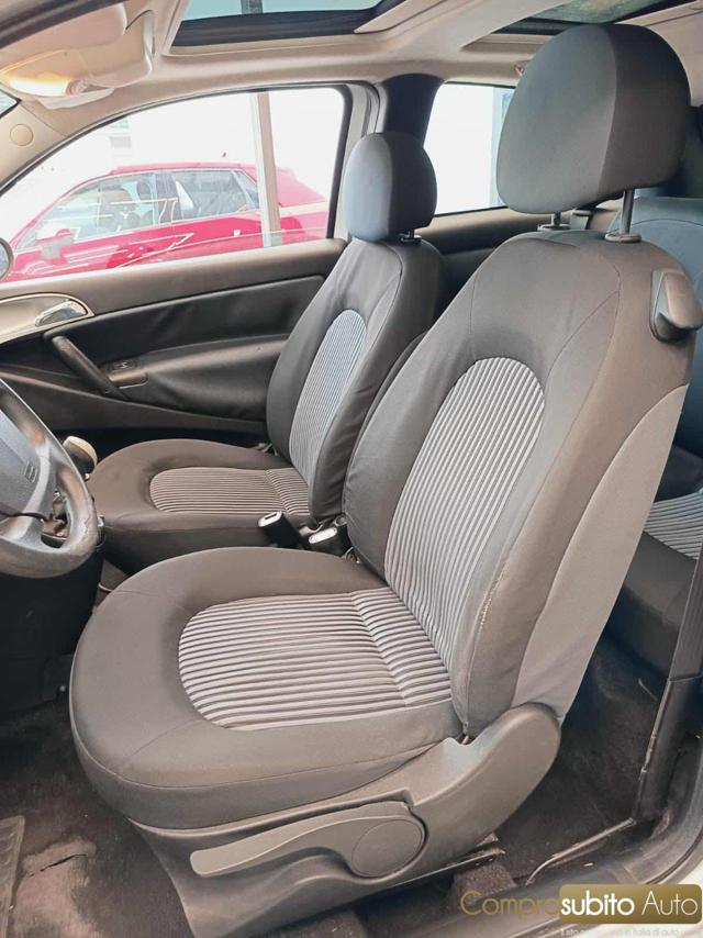 LANCIA Ypsilon usata 24