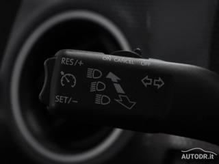 VOLKSWAGEN up! usata, con Sensore di luce