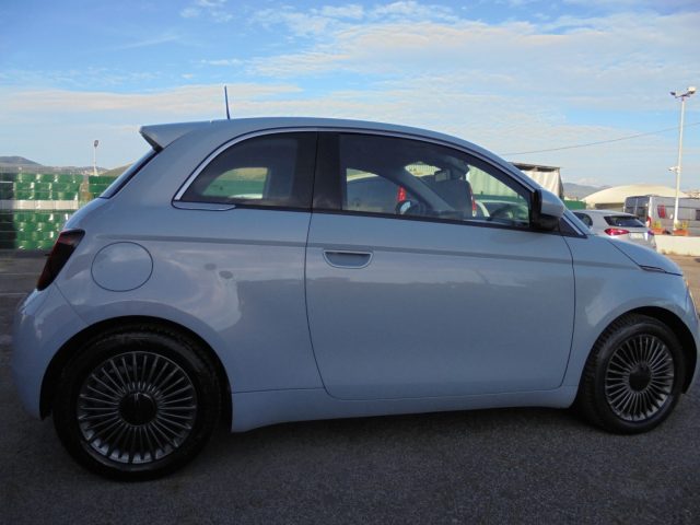 FIAT 500e usata, con Climatizzatore