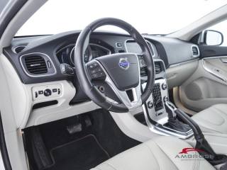 VOLVO V40 Cross Country usata 7