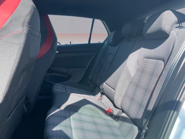VOLKSWAGEN Golf usata, con Controllo trazione