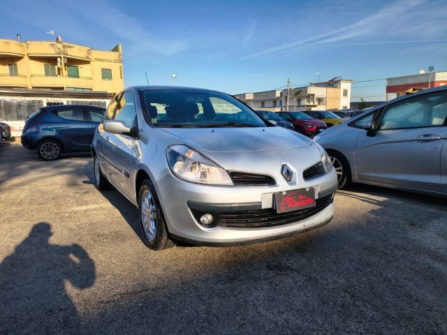 RENAULT Clio usata, con Airbag