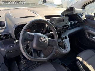 TOYOTA Proace City usata 12
