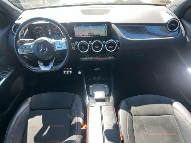 MERCEDES-BENZ GLA 200 usata, con Cerchi in lega