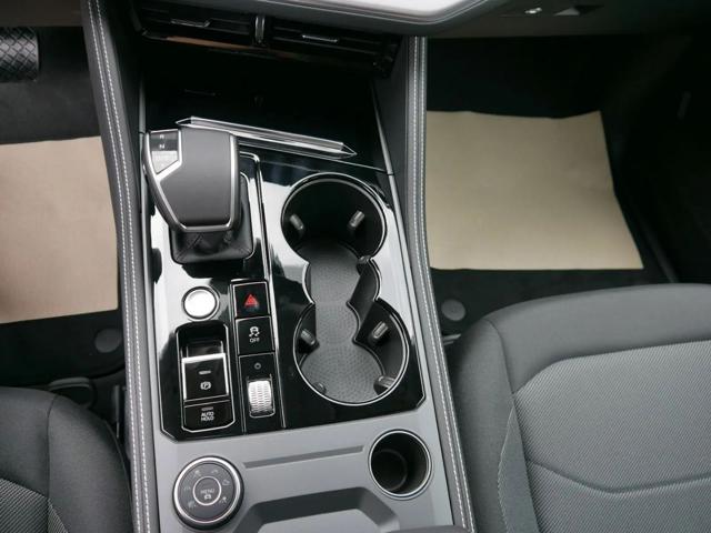 VOLKSWAGEN Touareg usata, con Airbag