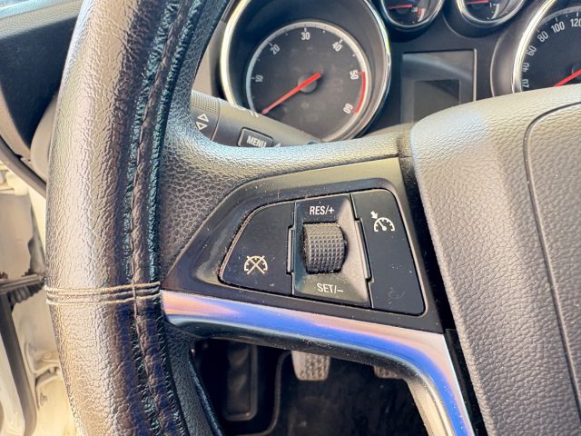 OPEL Astra usata, con Limitatore di velocità