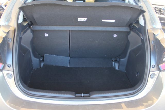 TOYOTA Yaris usata, con Servosterzo