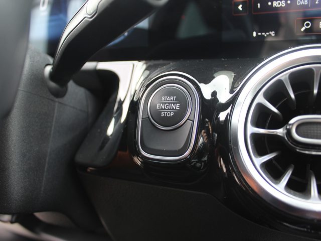 MERCEDES-BENZ B 250 usata, con Bracciolo