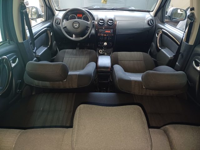 DACIA Duster usata 23