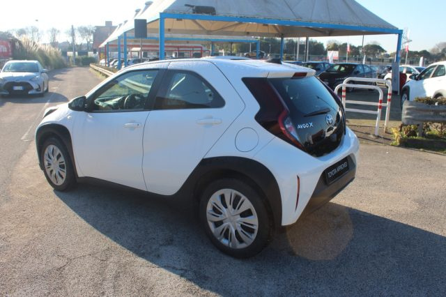TOYOTA Aygo X usata 22
