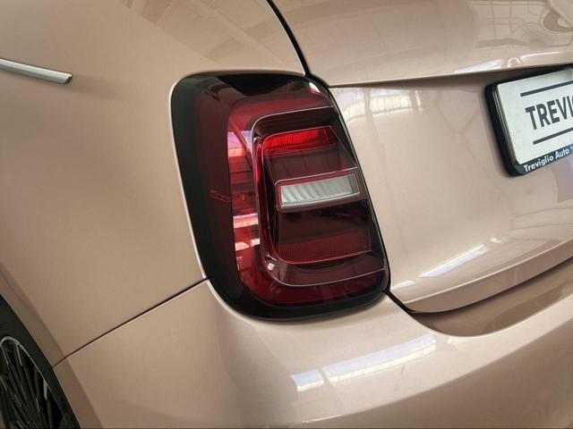 FIAT 500e usata, con Autoradio digitale