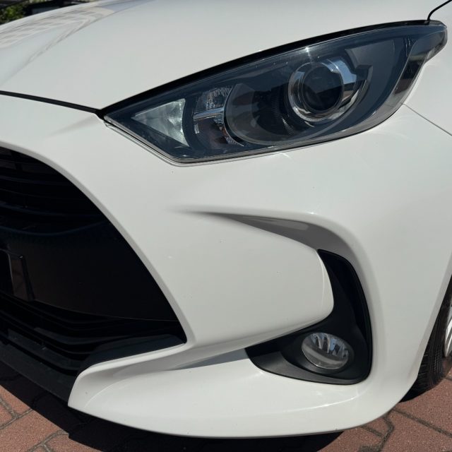 TOYOTA Yaris usata, con Specchietti laterali elettrici