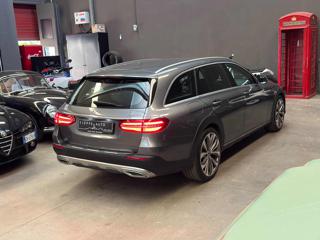 MERCEDES-BENZ E 220 usata, con Airbag Passeggero