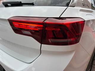 VOLKSWAGEN T-Roc usata, con Sedile posteriore sdoppiato