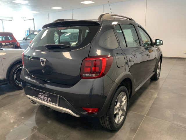 DACIA Sandero usata, con Autoradio