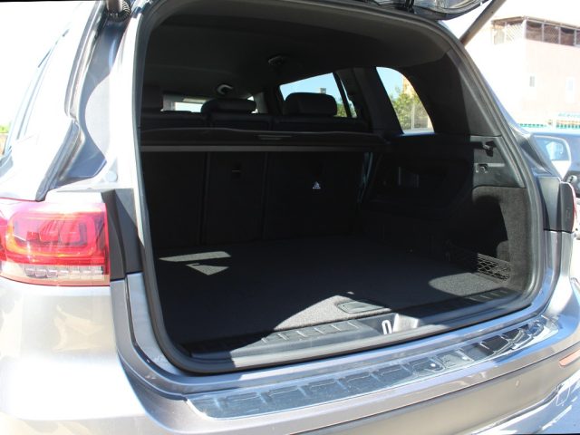 MERCEDES-BENZ GLB 200 usata, con Sensore di luce