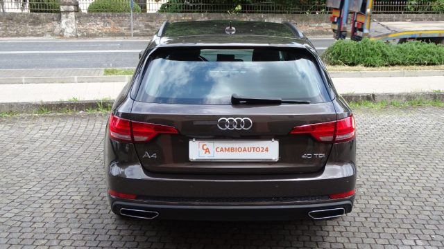 AUDI A4 usata, con Autoradio