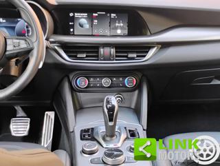 ALFA ROMEO Stelvio usata, con Sedile posteriore sdoppiato