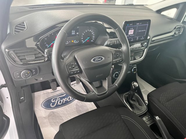 FORD Fiesta usata, con USB