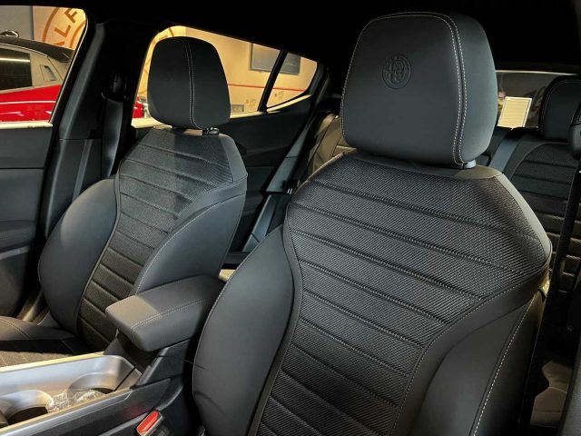 ALFA ROMEO Tonale usata, con Specchietti laterali elettrici